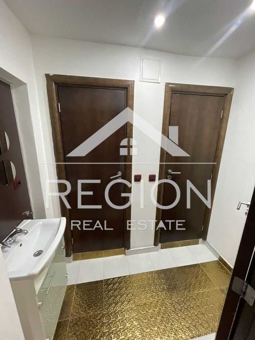 Дава се под наем Тристаен апартамент в Варна, Централна поща - 90 кв.м за 510 € - Снимка #7