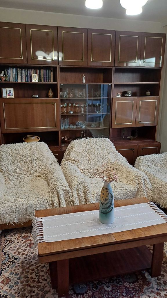 Дава се под наем Тристаен апартамент в Пловдив, Въстанически - 81 кв.м за 561 € - Снимка #8