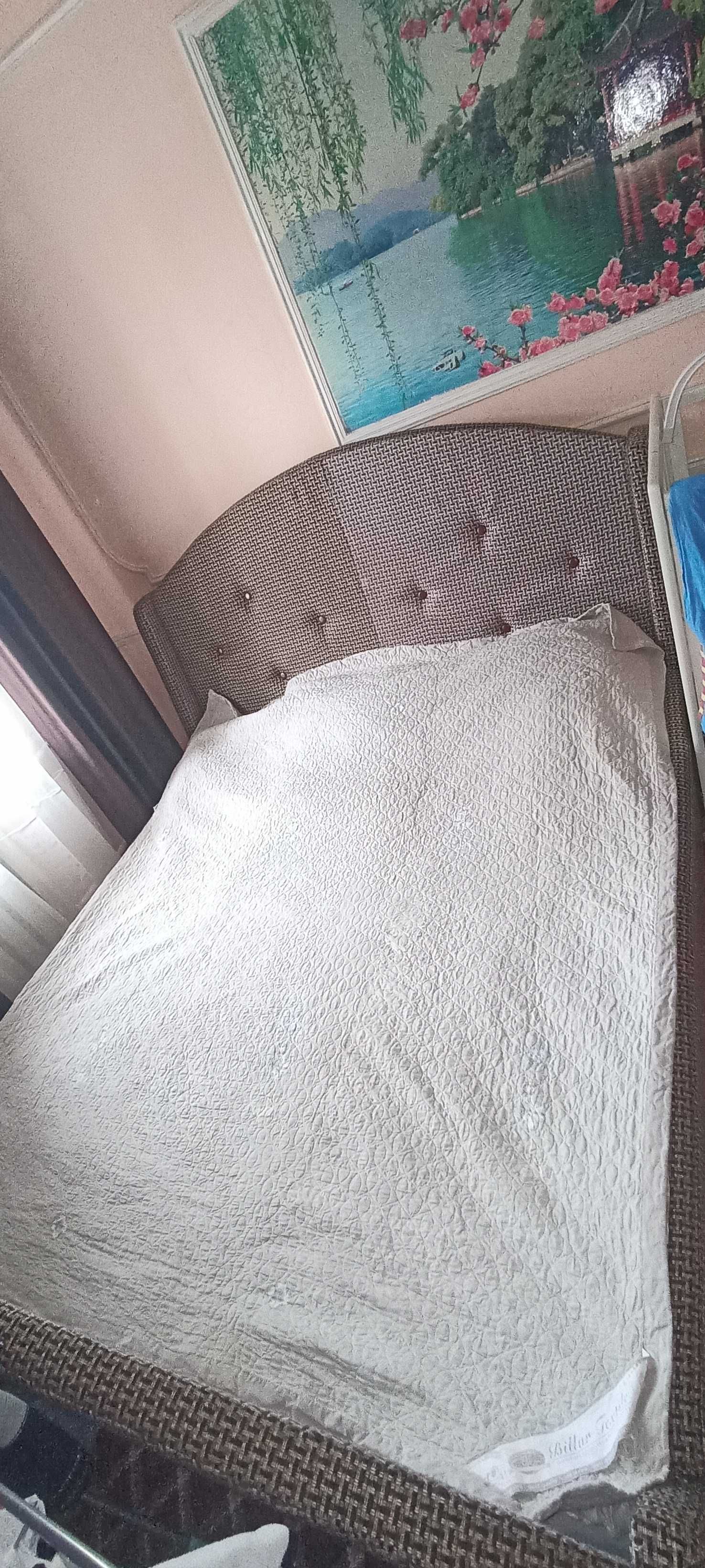 Продается кровать