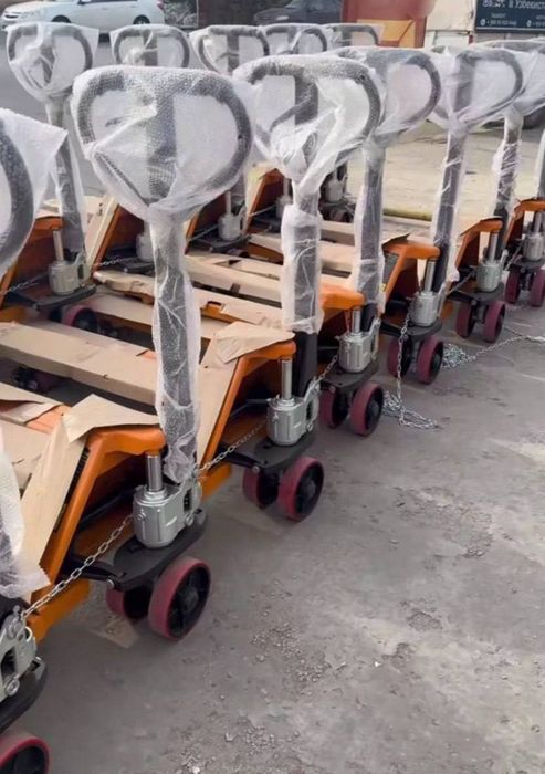 Транспалет рохли ручной широкий roxli transpalet roxlya 68sm