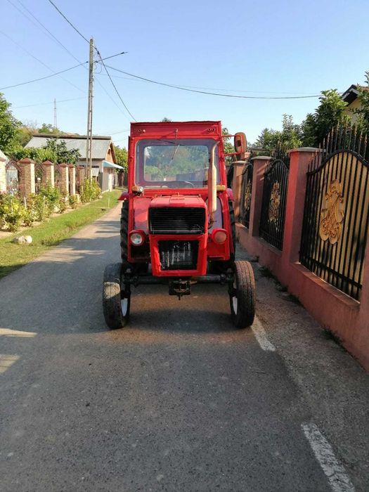 Universal 445 de vanzare