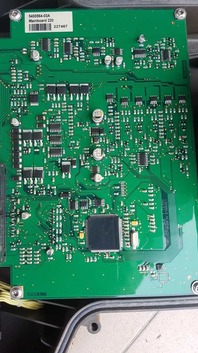 Robot de tuns iarba,Husqvarna, piese,motor,baterie,modul,roti