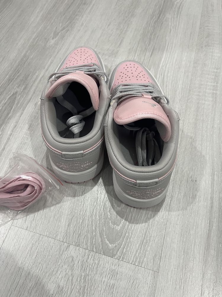 Jordan 1 Low 39 nike roz gri
