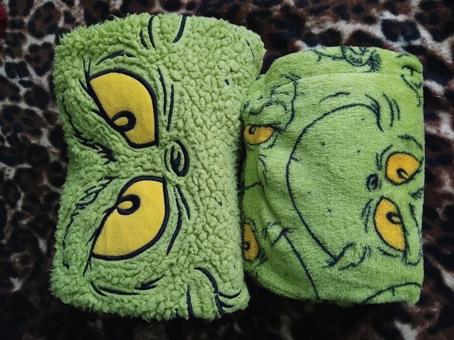 Pijamale Grinch 11-12ani