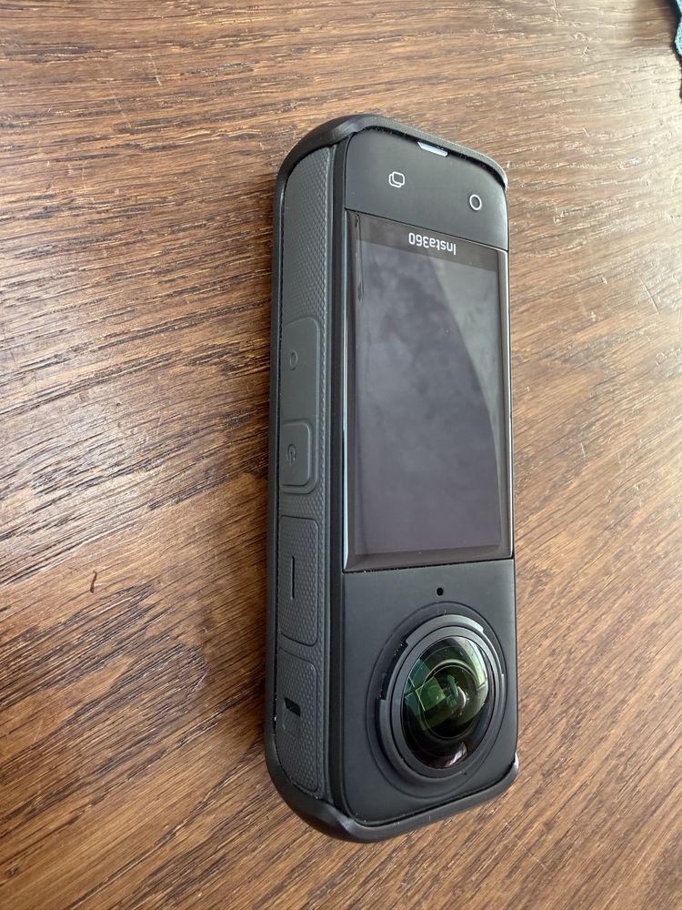 Insta360 One X.