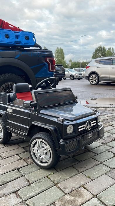 Продаю детскую машину ! 6000