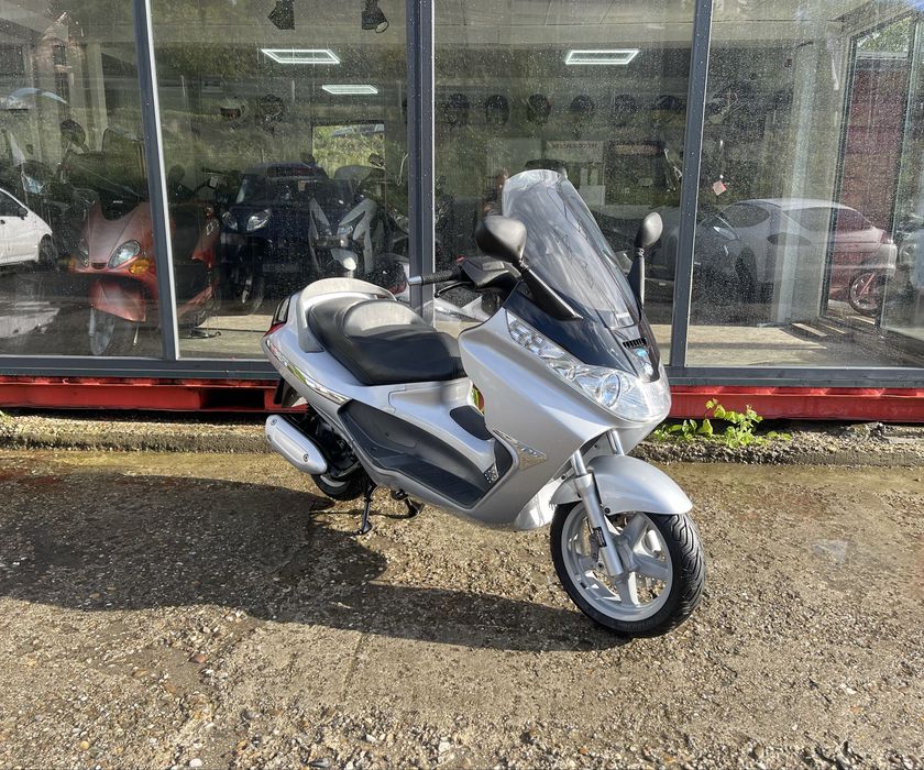 Scuter Piaggio X8 125 cc