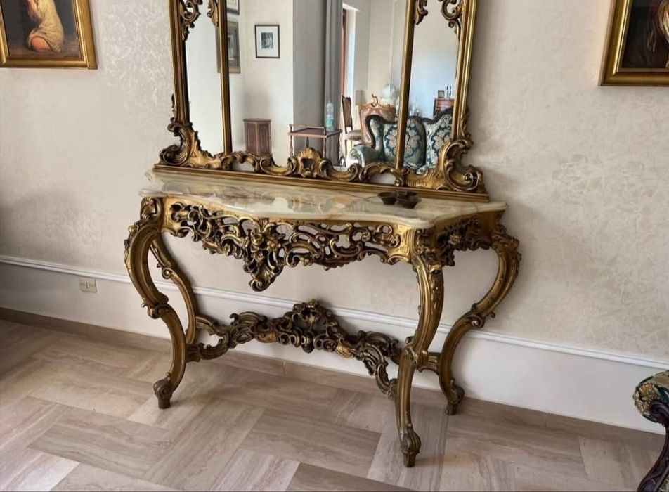 Голяма барокова конзола