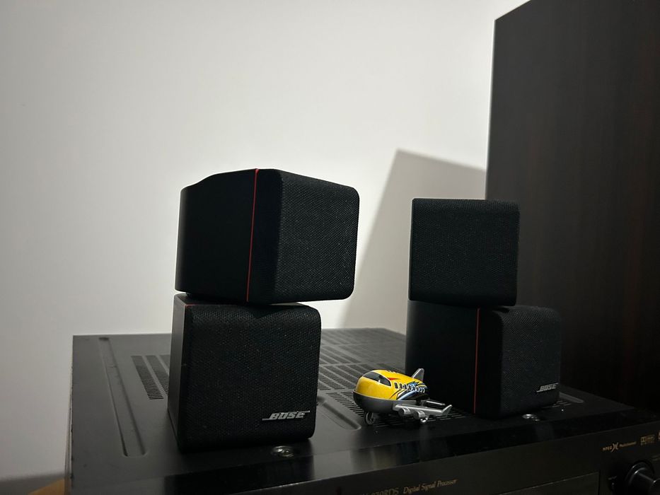 Sateliti surround Hi-Fi BOSE Cube Lifestyle Acoustimass Home Theater