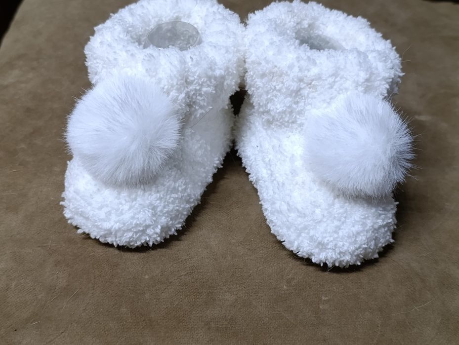 Продам готовые пинетки,разных размеров и расцветок.