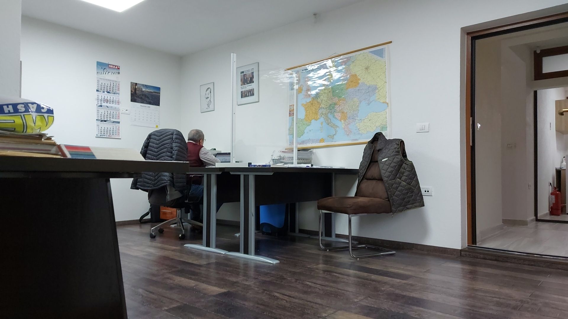 Vand casa Centru , pretabila clinica sau birouri