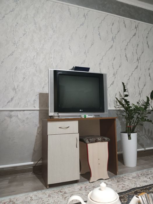 Продается телевизор