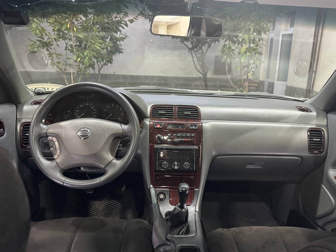 Nissan Maxima A 32 3.0