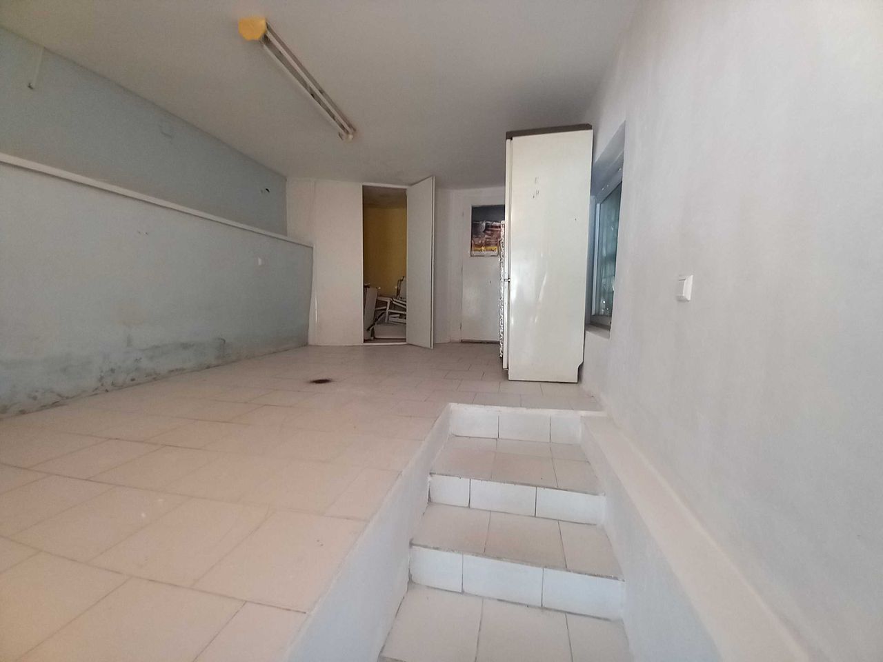Продава се Магазин в Разград, Бели Лом - 53 кв.м за 1265 €/кв.м - Снимка #3