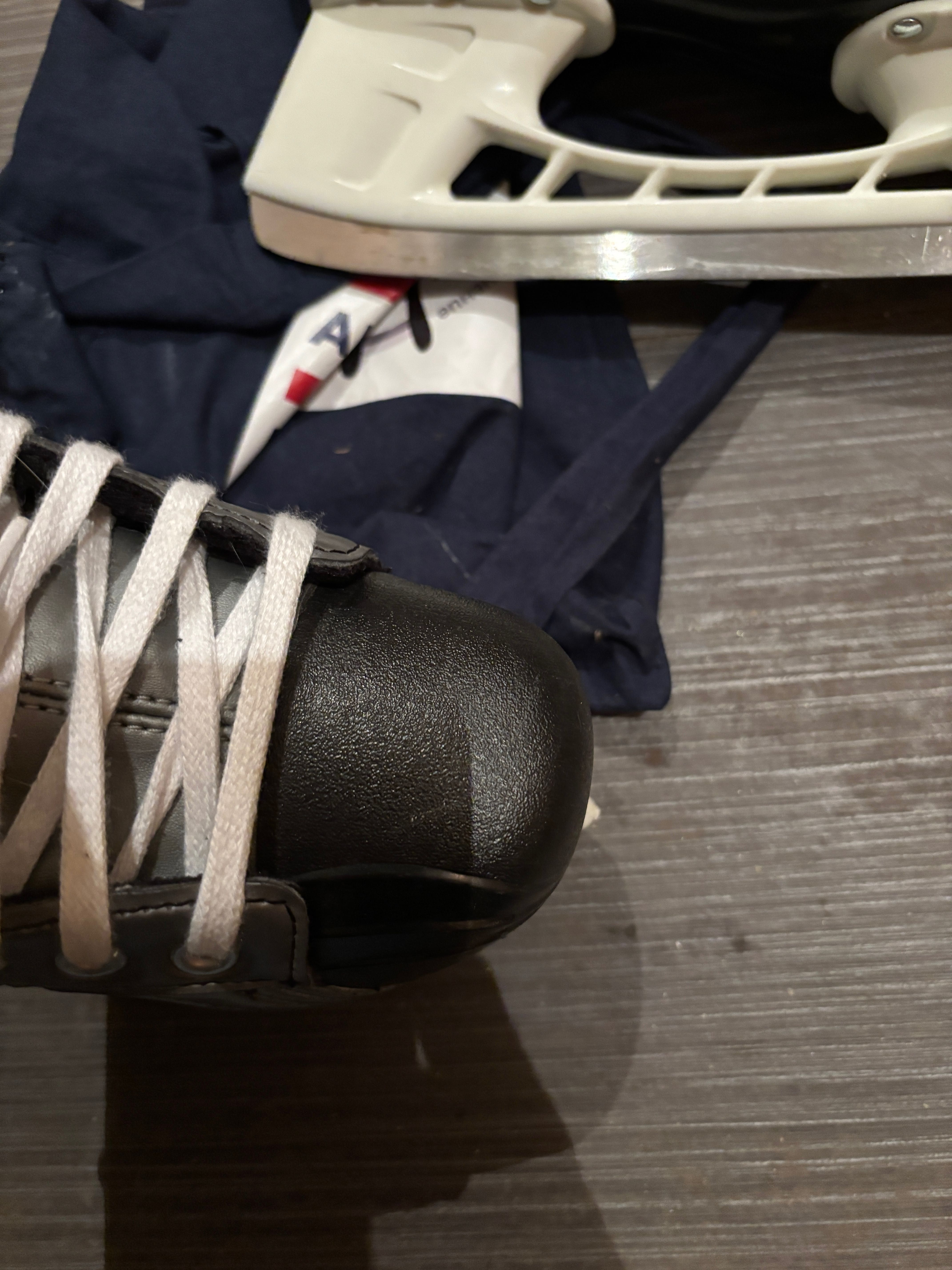 Зимни кънки Nike Bauer детски/дамски 38,5 хокейни, на първо заточване