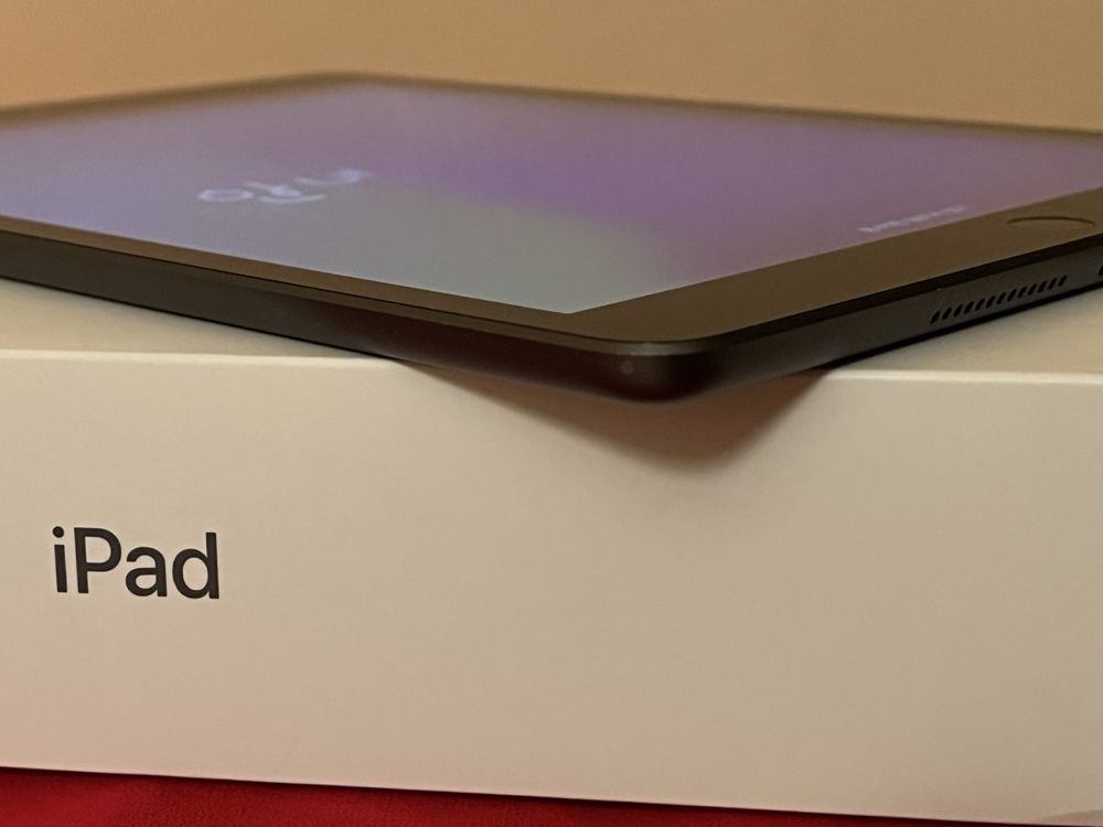 Apple IPad  9  64 GB