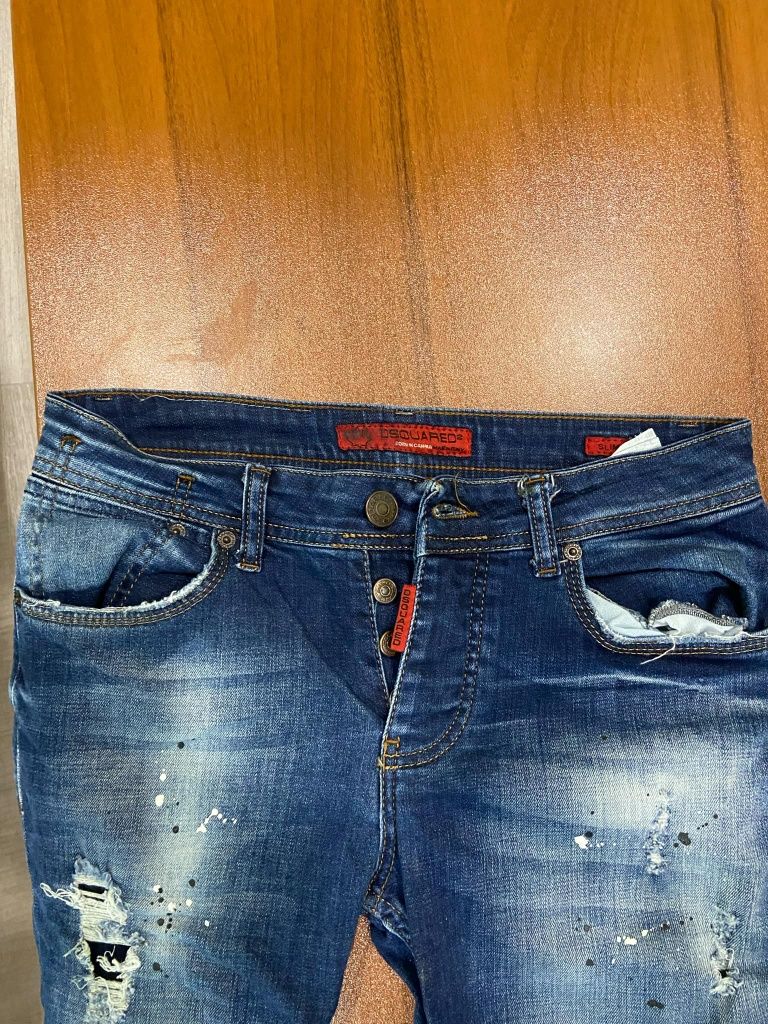 Оригинални дънки Dsquared2
