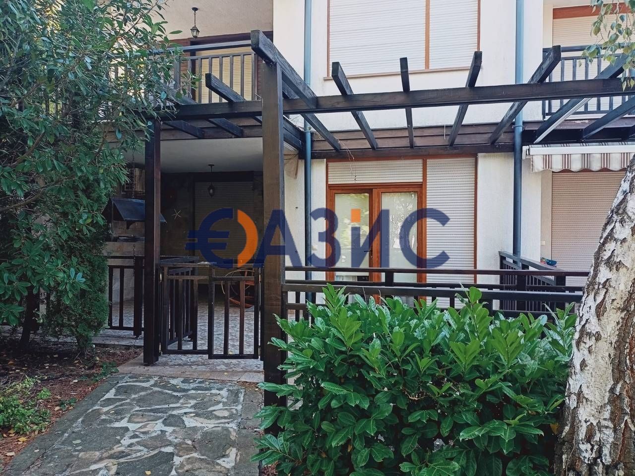 Апартамент с 2 спални в комплекс Санта Марина в Созопол, 94 кв. м. за