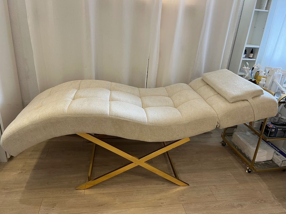 Козметична кушетка