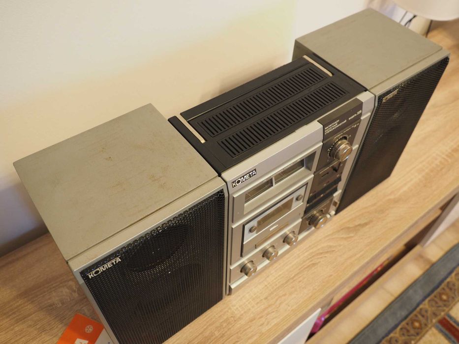 Casetofon sovietic Kometa 221 Stereo, cu boxe, cutia originală, URSS