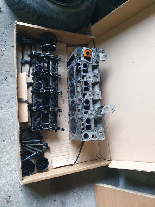 Глава за Мерцедес 220 cdi OM646