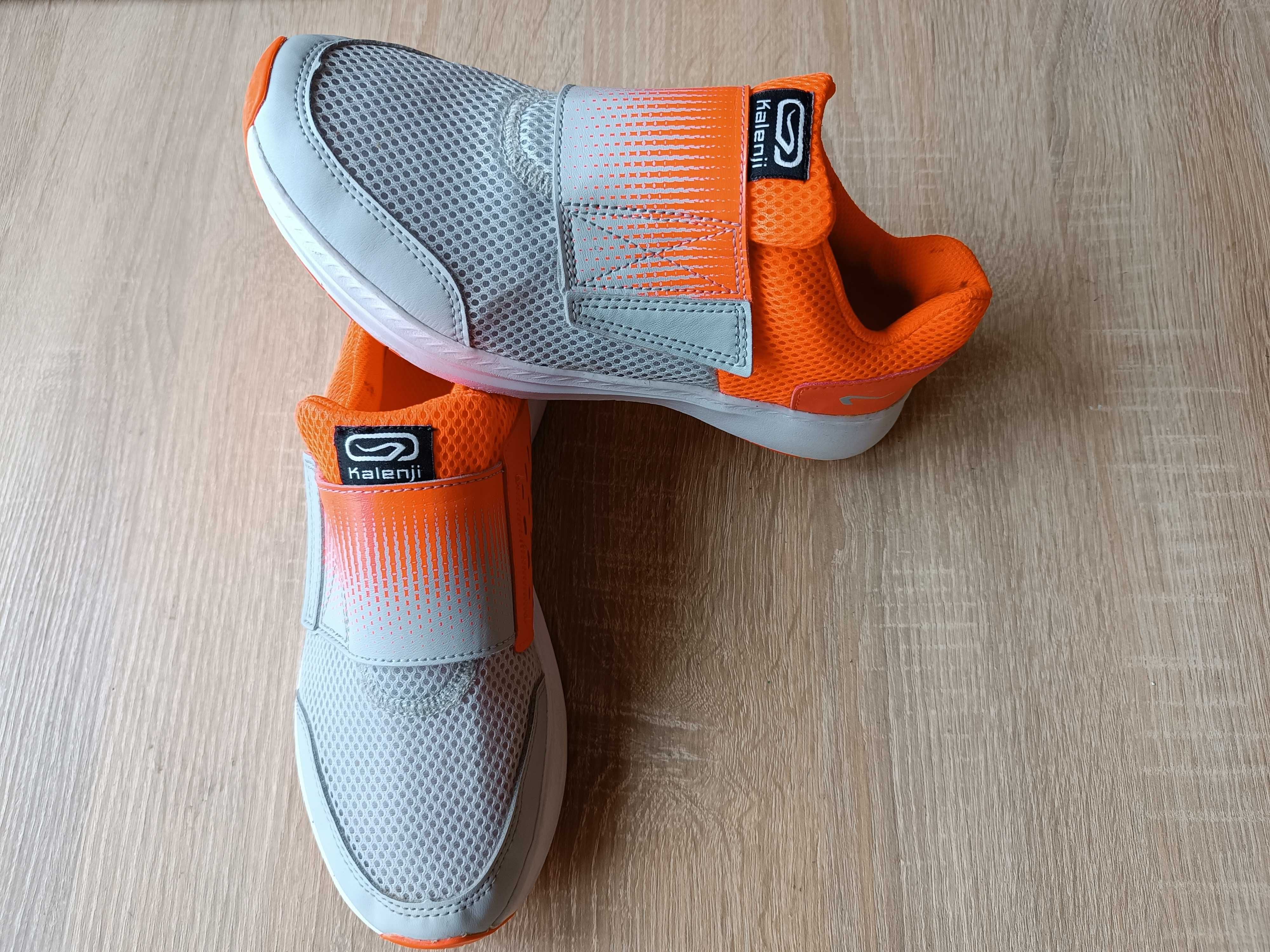 Маратонки Nike/Adidas/Le coq