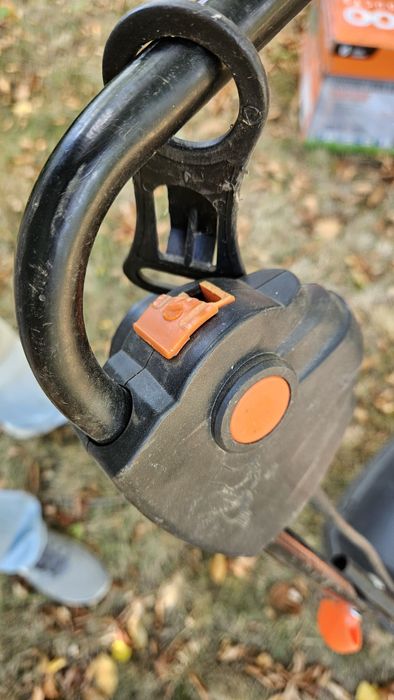 Vand masina de tuns iarba Daewoo