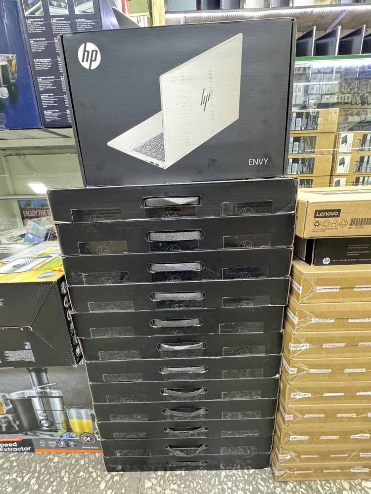 HP ENVY x360 14-es1013dx. Intel Core 5 8/512 . 499 $