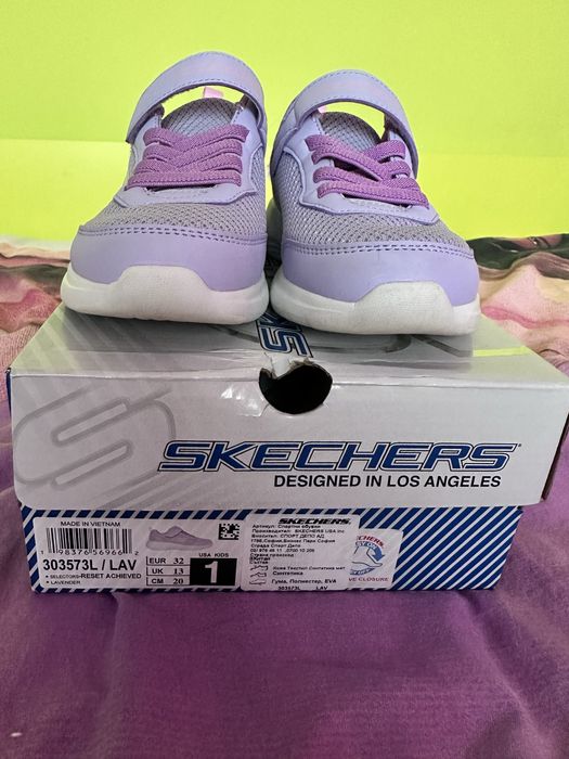 Маратонки за момиче Skechers 32 номер