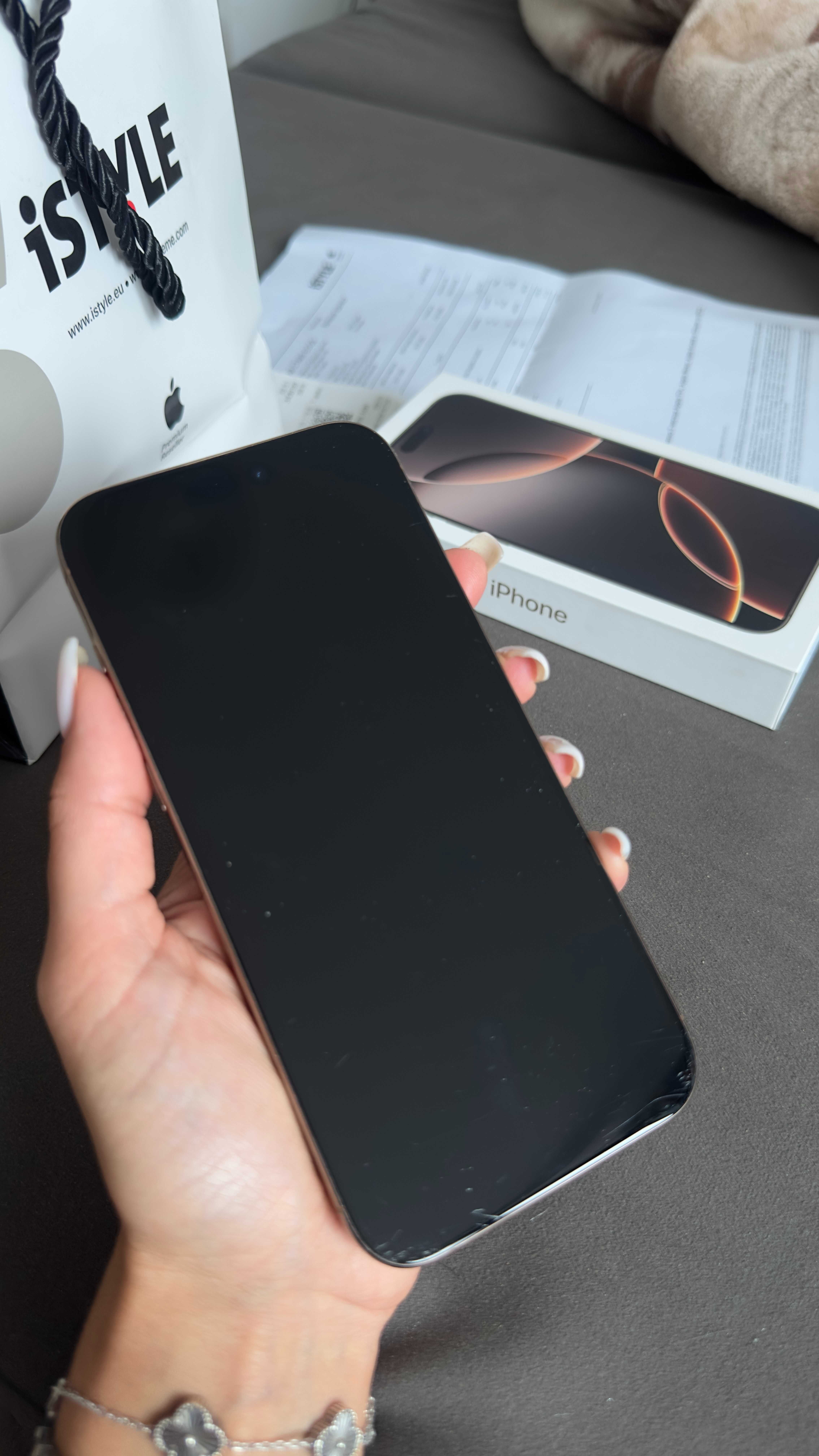iPhone 16 Pro Max 512GB Desert Titanium - Официална гаранция 1 година