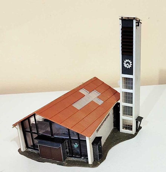 macheta cladiri diorama H0 1:87, turn CFR, .biserica