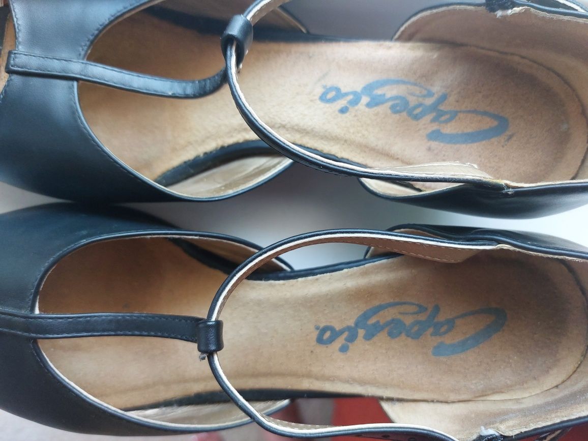 Професионални обувки Capezio за латино и бални танци
