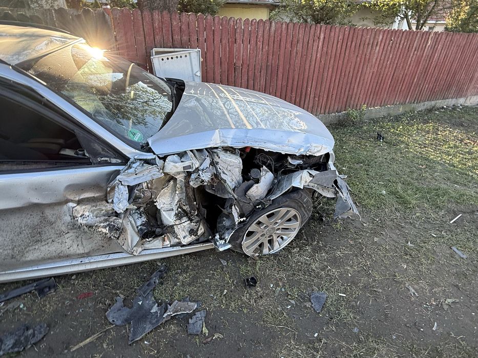 Bmw seria 3 E 91 2011 avariat