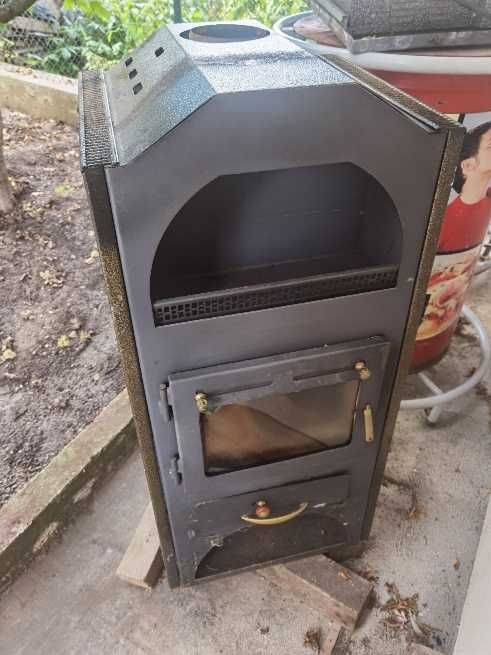 Продавам камина с водна риза