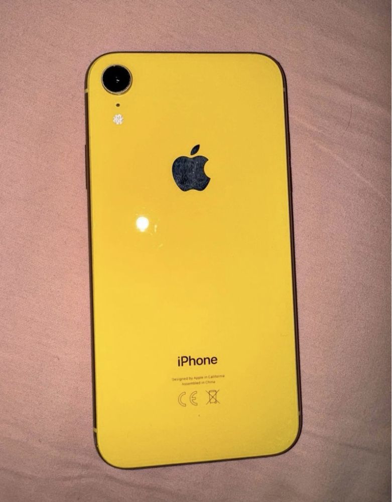 Vand schimb iphone XR yellow