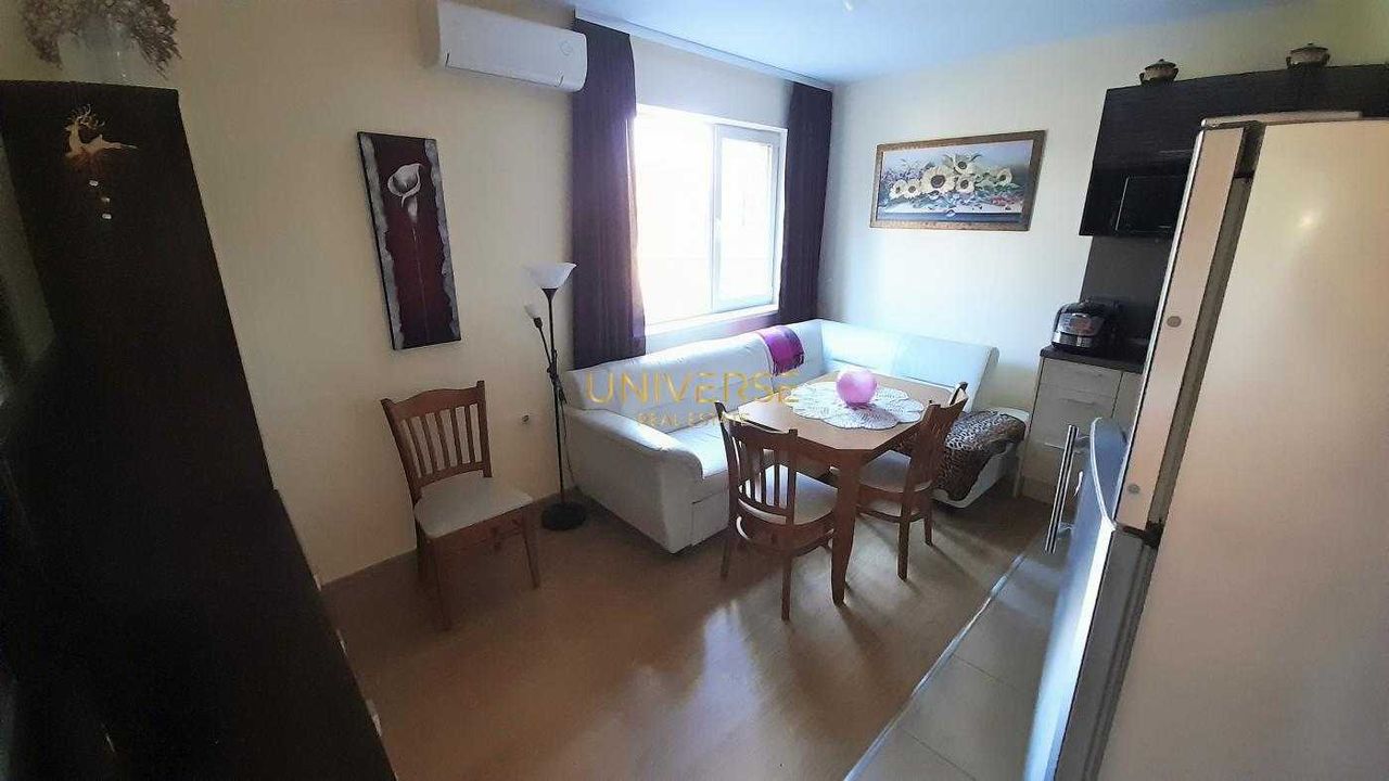 Продава се Двустаен апартамент в к.к. Слънчев бряг - 50 кв.м за 1310 €/кв.м - Снимка #1