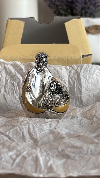 statuetă religioasă, reprezentând Sfânta Familie