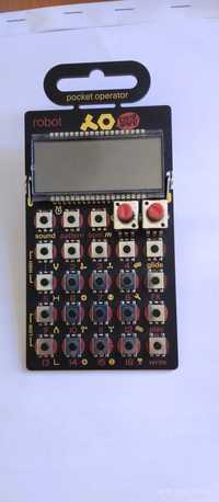Мини-синтезаторы серии Pocket operator от компании Teenage engineering