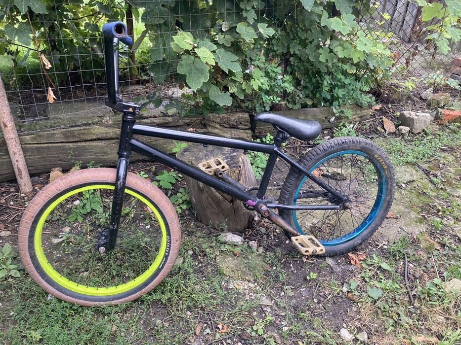 Vând bmx haro in stare ok