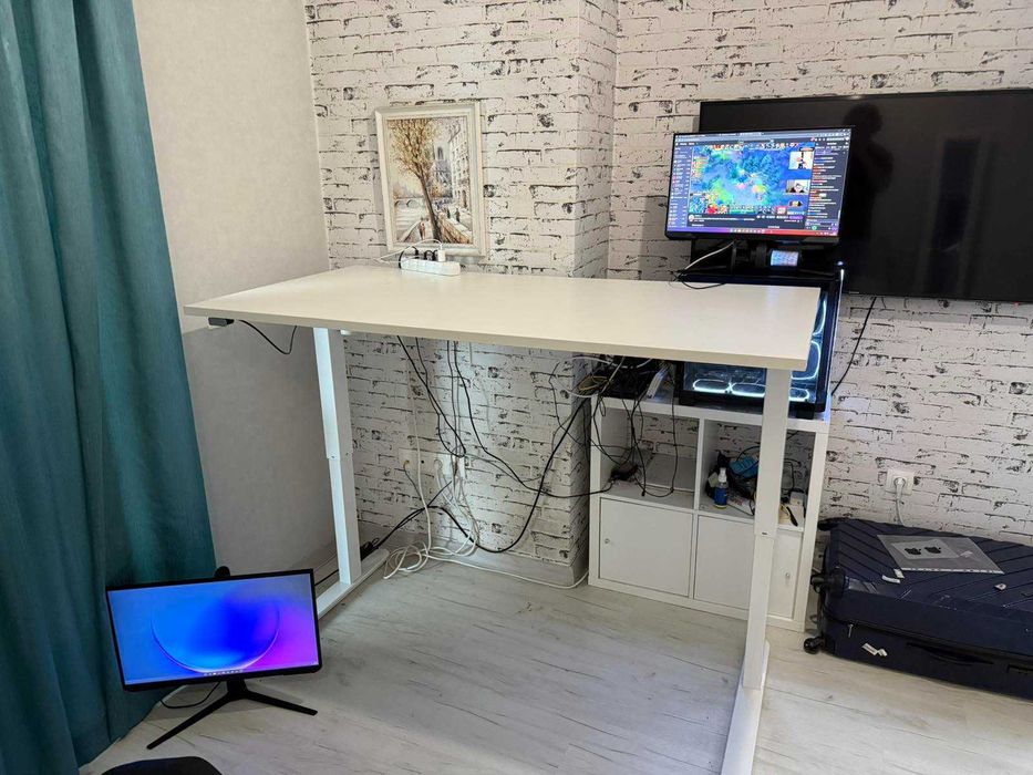 Продава бюро, регулиеруемо, бяло, 160 х 80 см