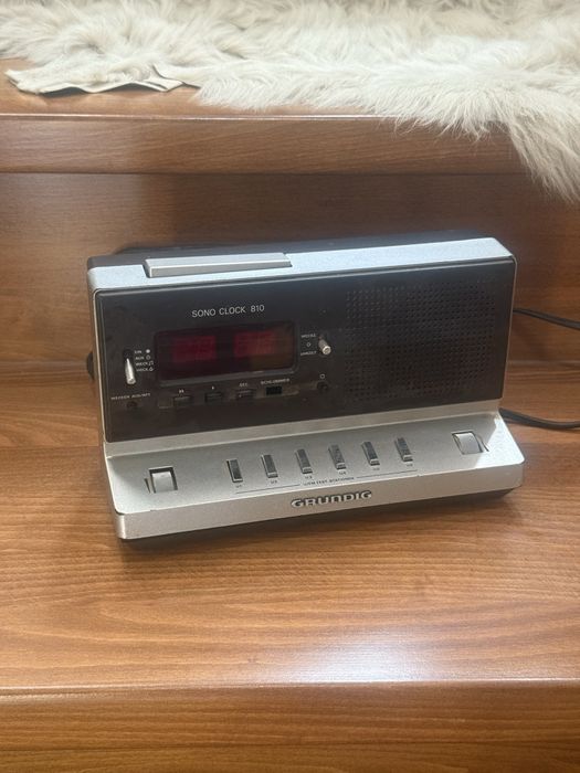 Radio ceas grundig 810 sono clock alarma mp3 caseta