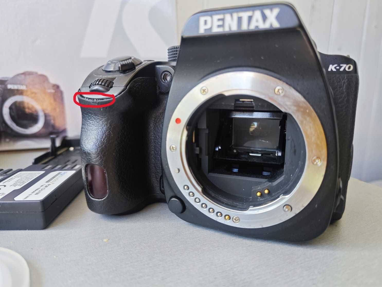 Pentax K-70 Тяло + Sigma 50mm DG HSM + Sigma 18-300 DC OS HSM + аксес.