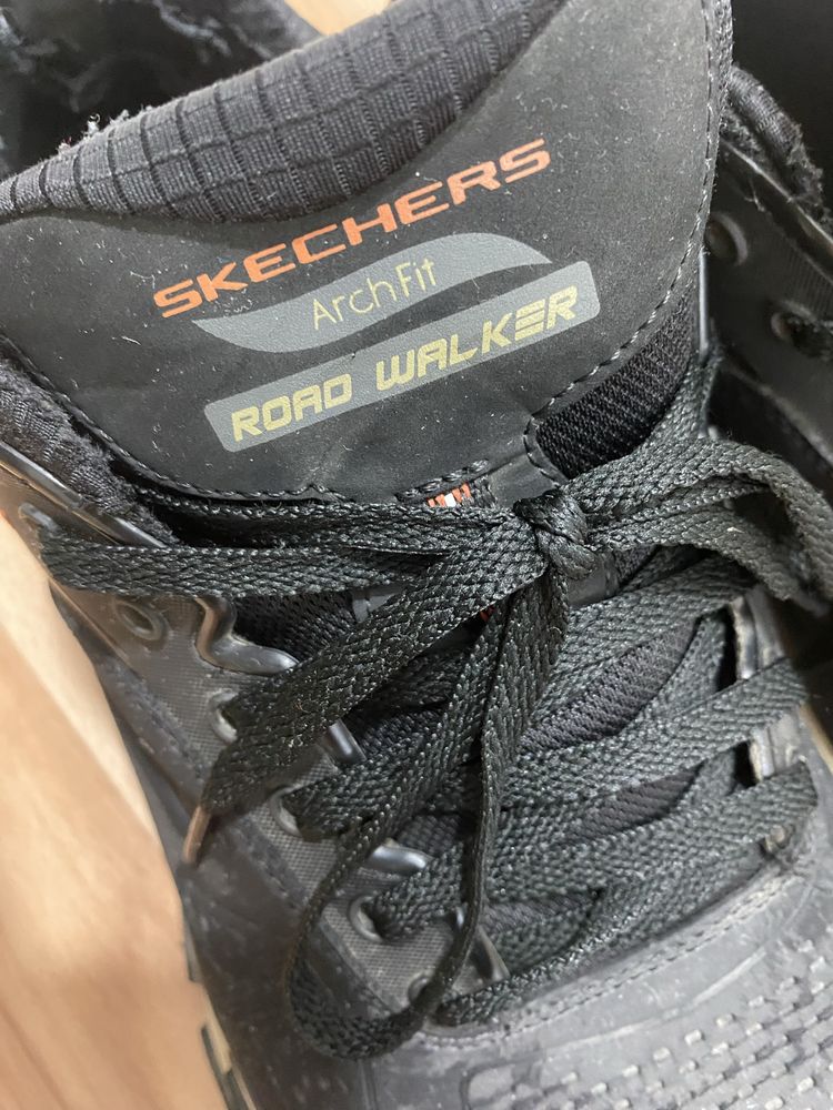 Кроссовки SKECHERS