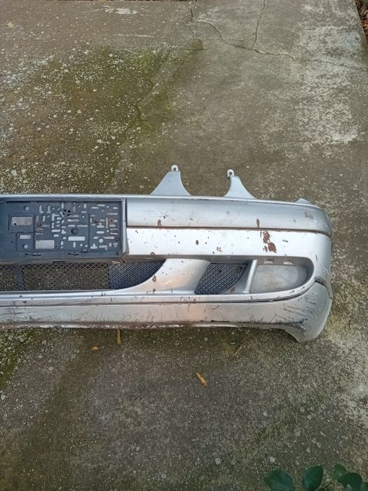 Предна броня за мерцедес цлк 200 W208 /98г.