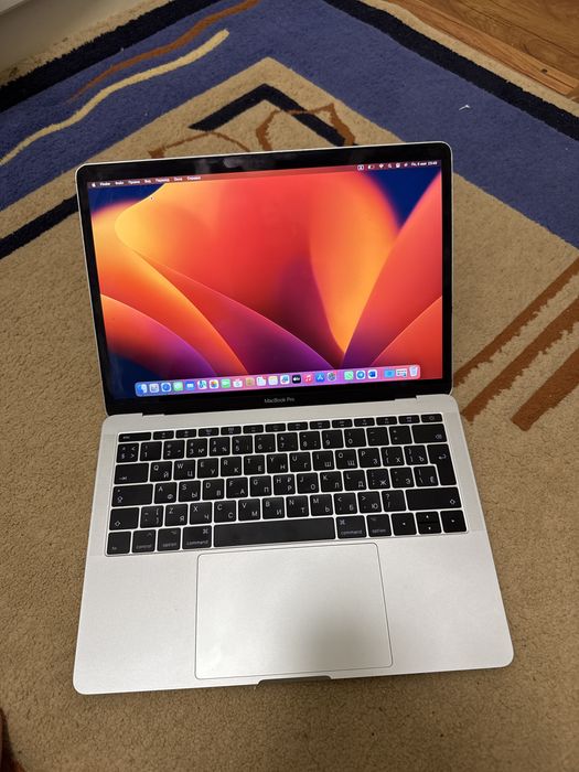 MacBook pro 13 2017 года