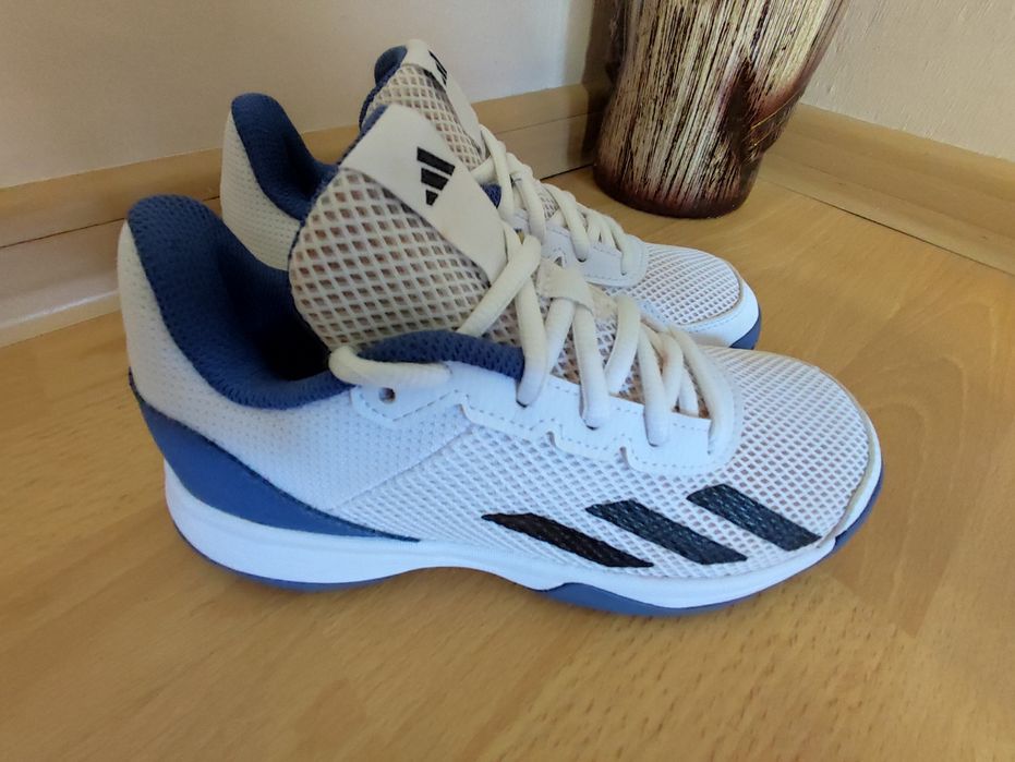 Маратонки Adidas uk 1 eur 33обувани веднъж