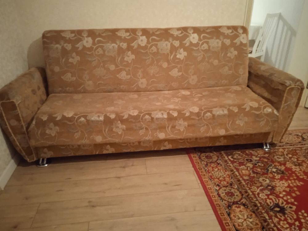 Продам диван + 2 кресла