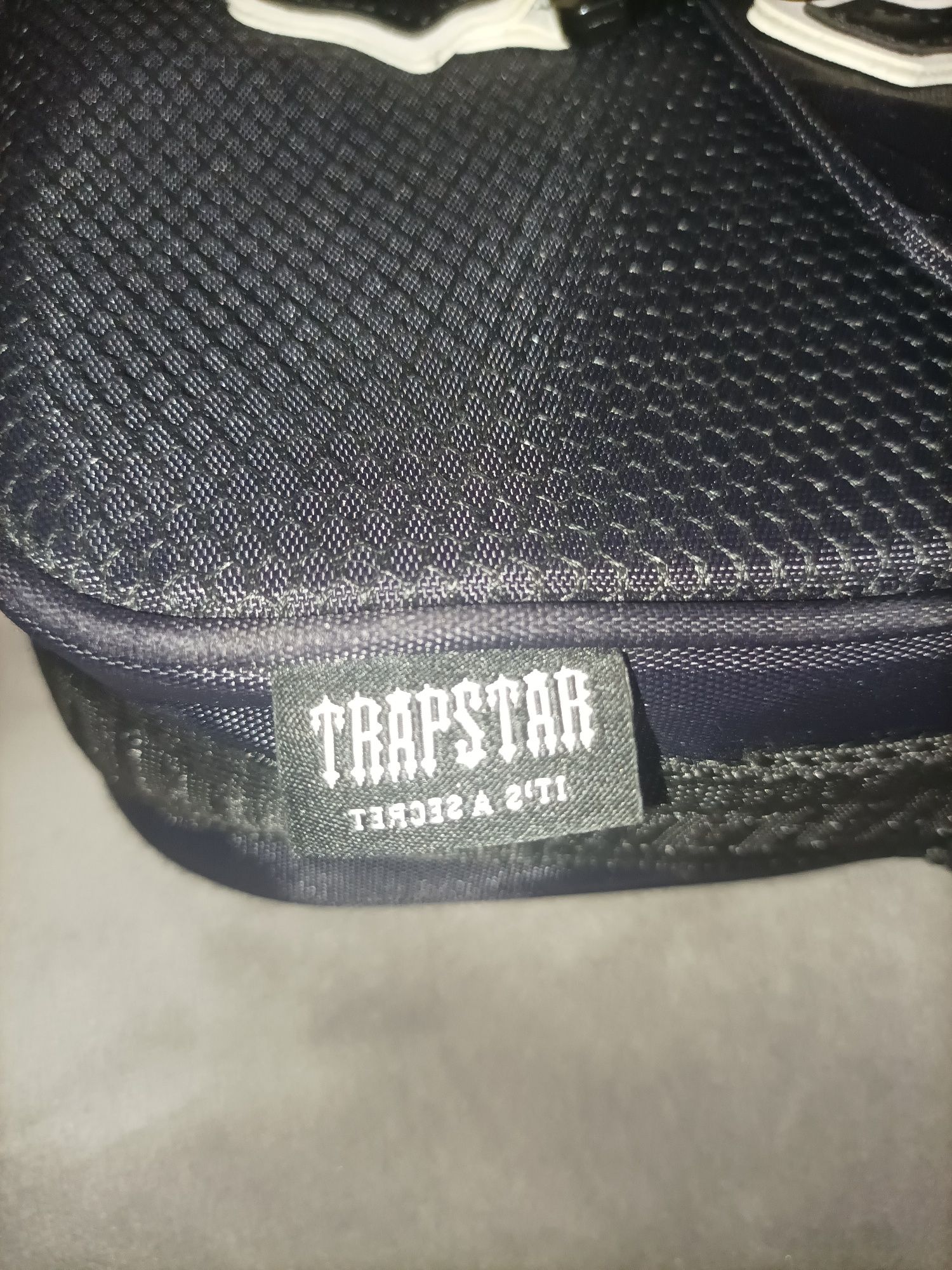 Чанта на Trapstar