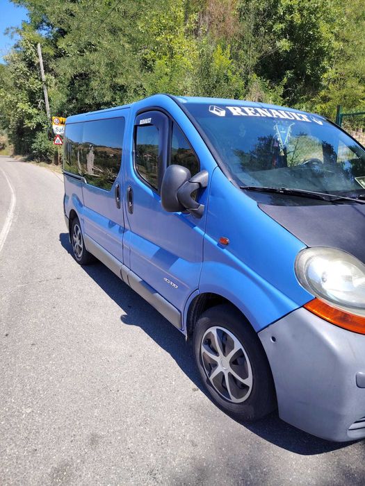 Vand renault  trafic 2004 8+1