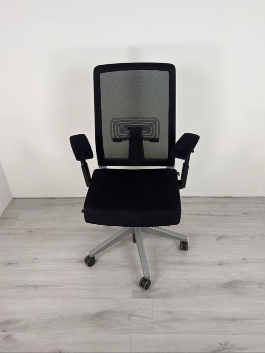 Ергономичен офис стол Hawortn Very CHAIR обзавеждане
